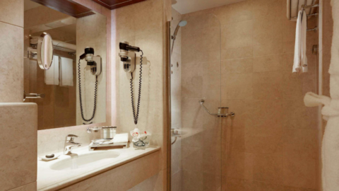 Pullman Zamzam Madina